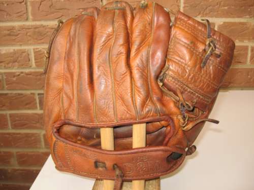 Ralph Kiner D&M DG913 Back